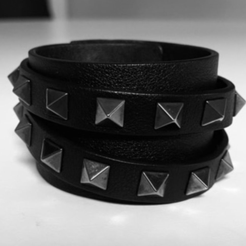 VALENTINO Double Strap Rockstud Cuff Black Leather